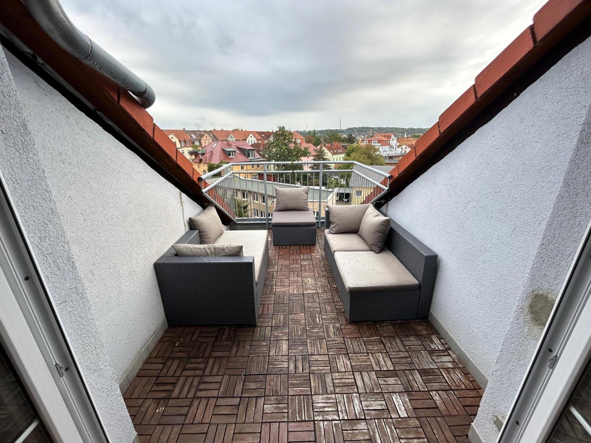 Schoene Neue Dg Wohnung Mit Sonniger Dachterrasse Und Fantastischem Ausblick Naumburg  Exterior photo